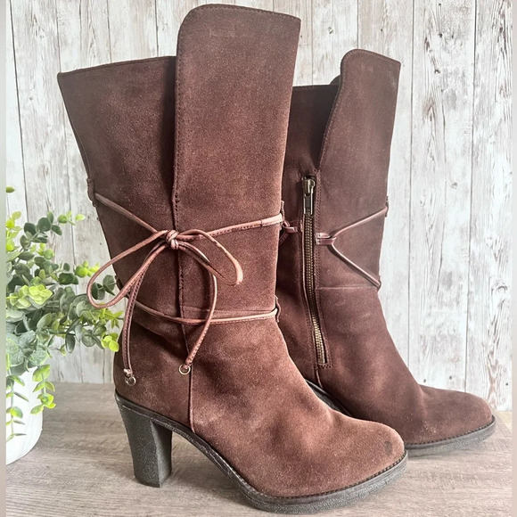 Johnston Murphy Suede Heeled Boots Lace Detail Womens Size 7.5 - Picture 1 of 10